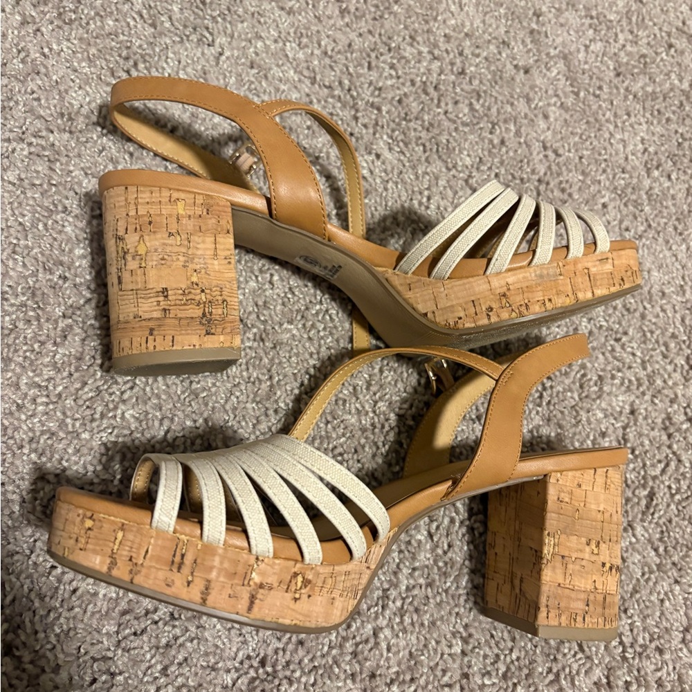 Elegant Tan and Cream Strappy Block Heel Sandals